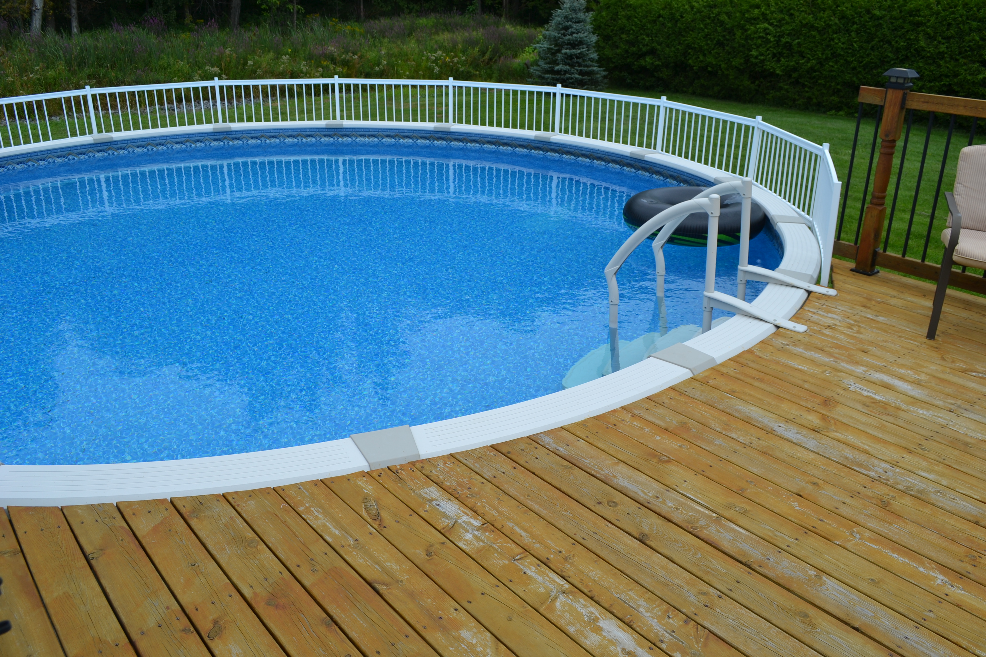 Above ground Pool deck with the deck foot anchor