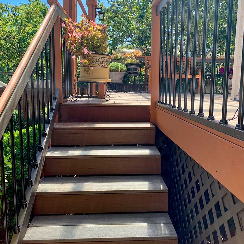 New wood railing makeover