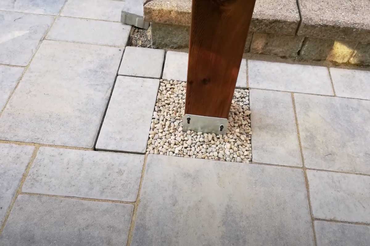 Building A Pergola In The Backyard