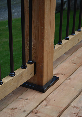 Titan Wood Post Anchor