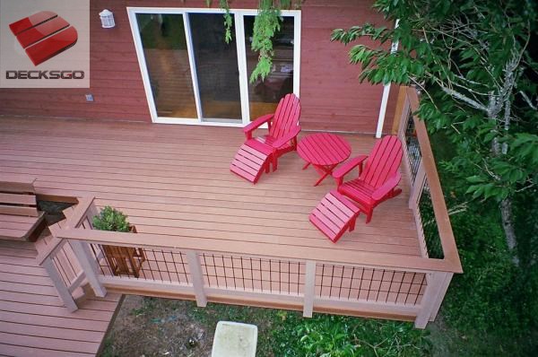 Elegant and clean classic deck